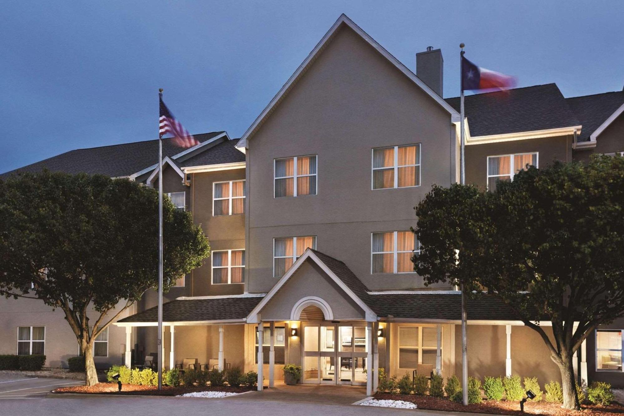 Country Inn & Suites By Radisson, Lewisville, Tx Εξωτερικό φωτογραφία