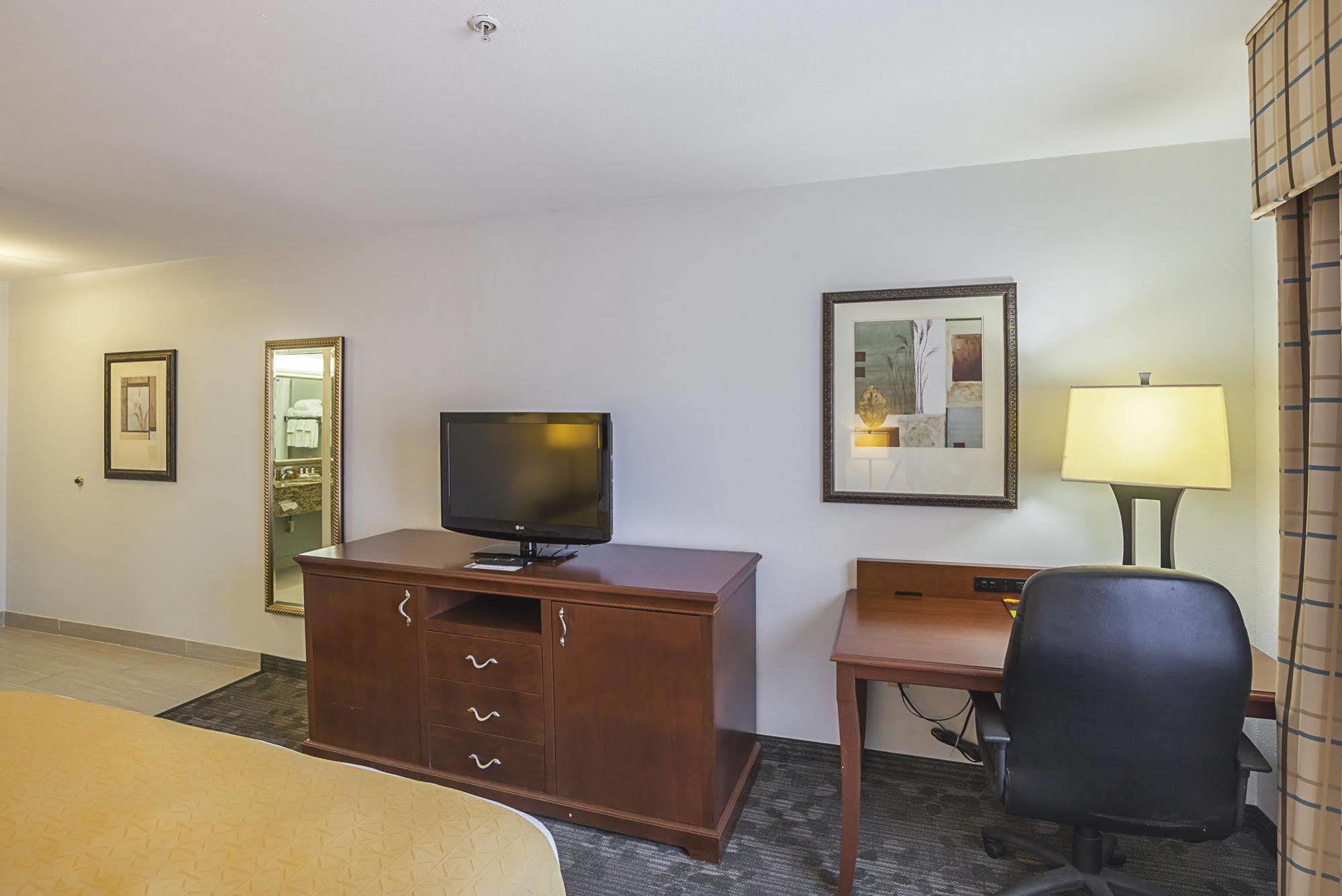 Country Inn & Suites By Radisson, Lewisville, Tx Εξωτερικό φωτογραφία